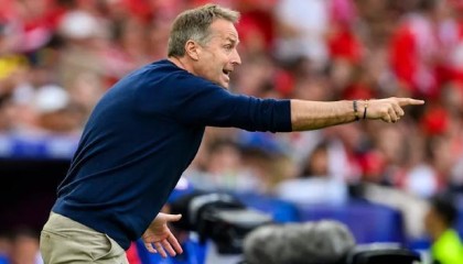 图片报：尤勒曼在药厂基本年薪250万欧，加上奖金可达300万欧